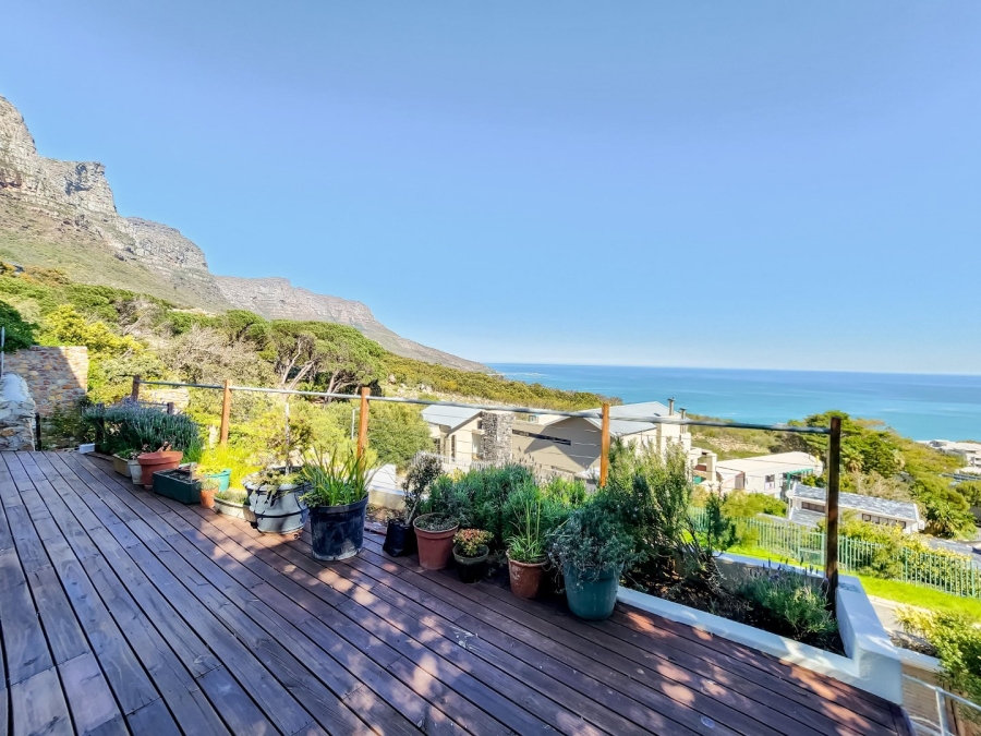 11 Bedroom Property for Sale in Camps Bay Western Cape